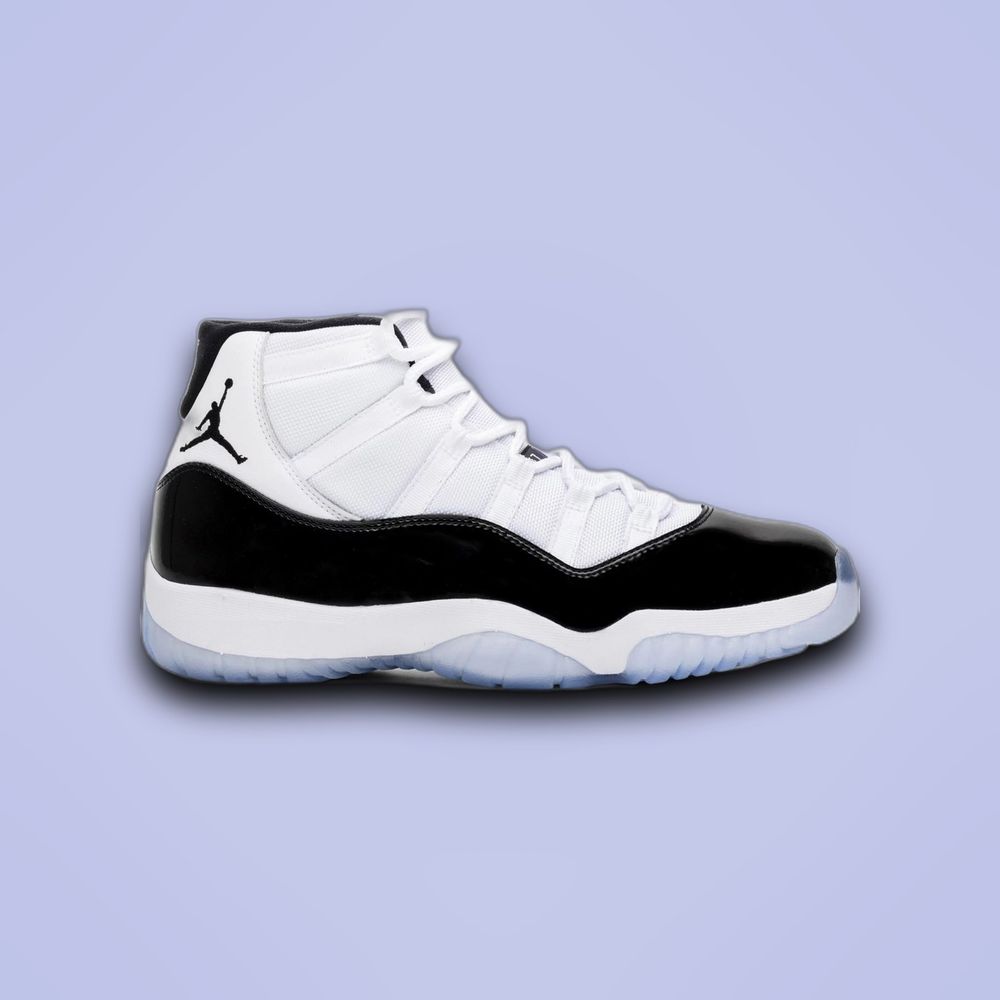 Jordan 11 Retro Concord - Preowned